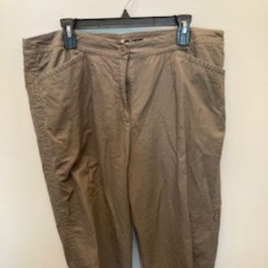 Grey cargo capri pants Eileen Fisher